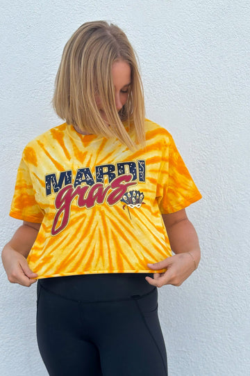 Top corto tie-dye amarillo de Mardi Gras