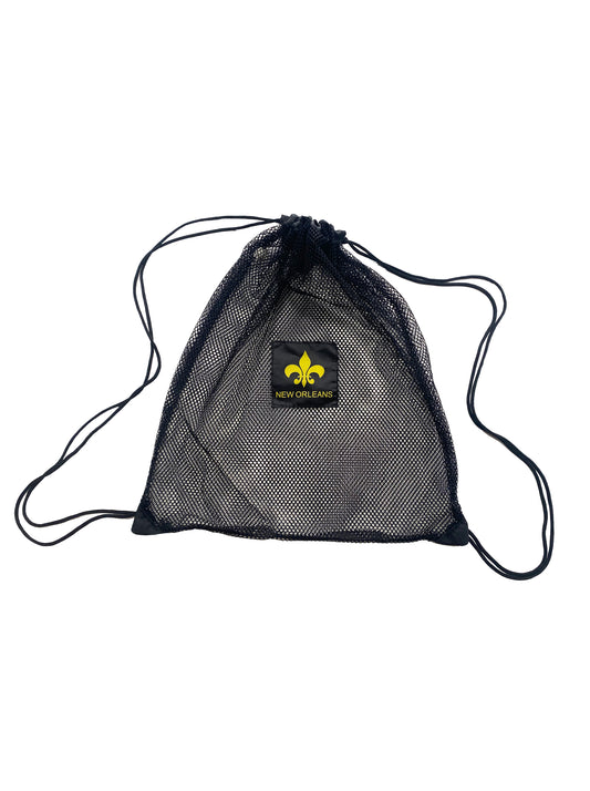 Sac à dos en maille noire avec cordon de serrage et fleur de lys