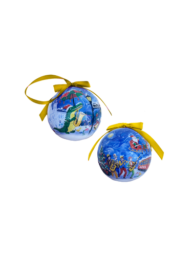 Alligator and Streetcar in Jackson Square Globe Ornament