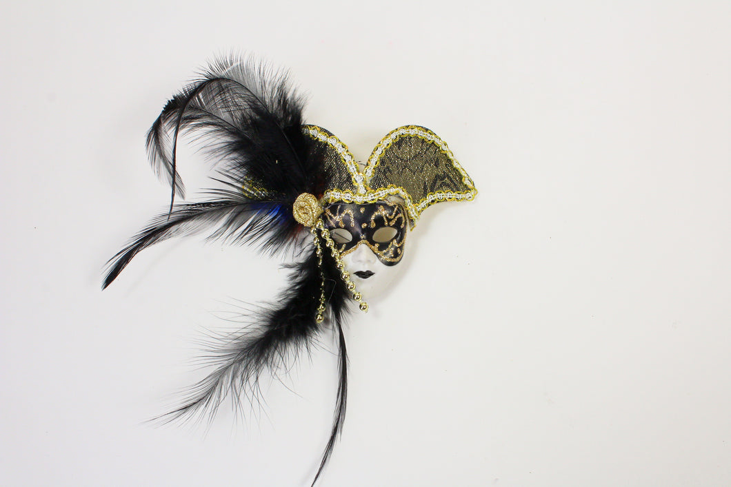 Face Mask Magnet with Royal Headpiece and Side Feathers (Multiple Colors)