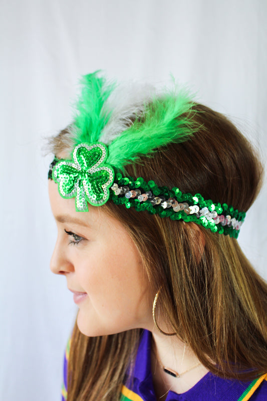 Bandeau à paillettes avec trèfle vert et argenté et plumes (Saint-Patrick)