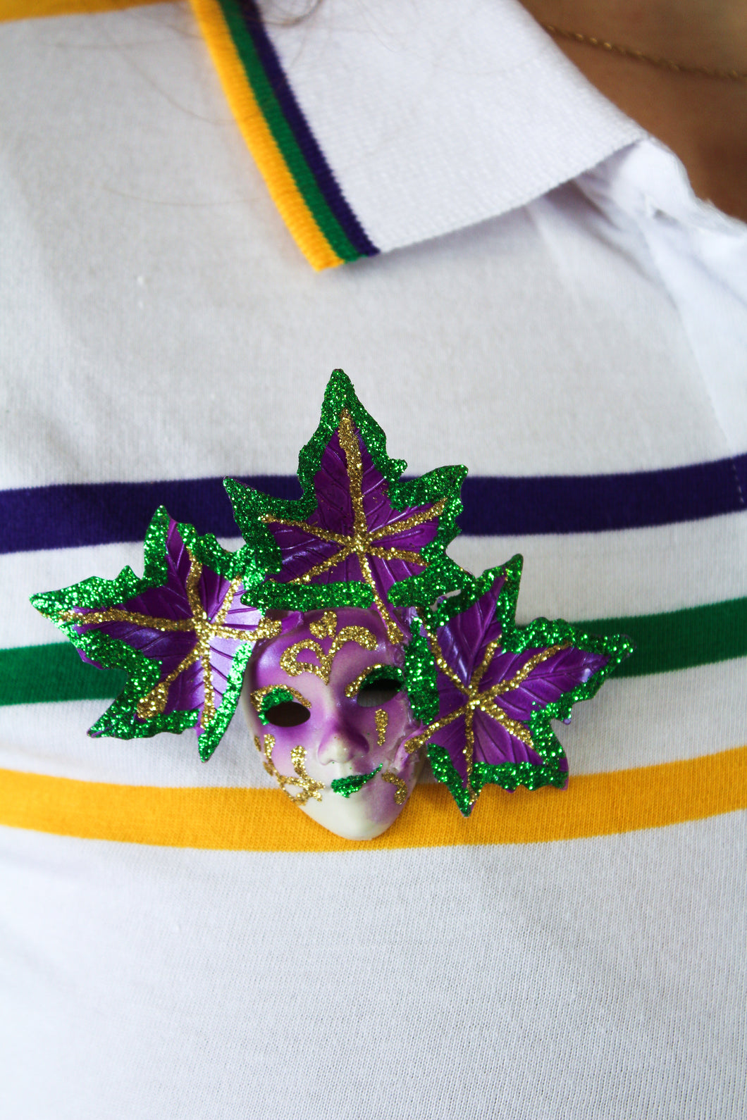 Mardi Gras Face Pin with Three Leaf Accents- Purple/Green/Gold