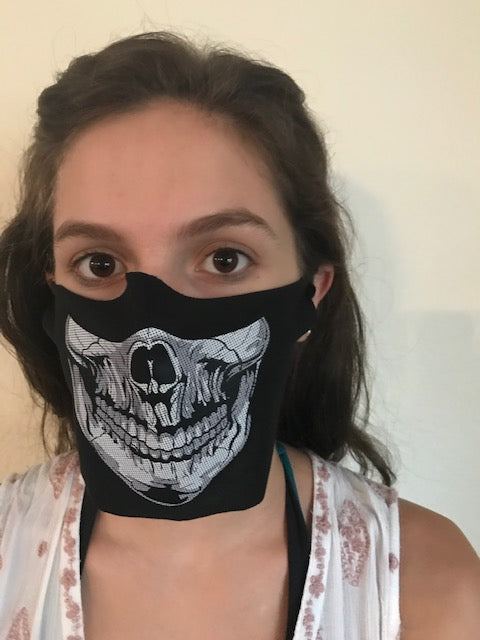 Masque facial tête de mort